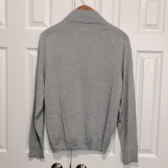 Jos A. Bank Men’s Light Gray Traveler Merino Wool Zip-Up Sweater - Picture 5 of 8